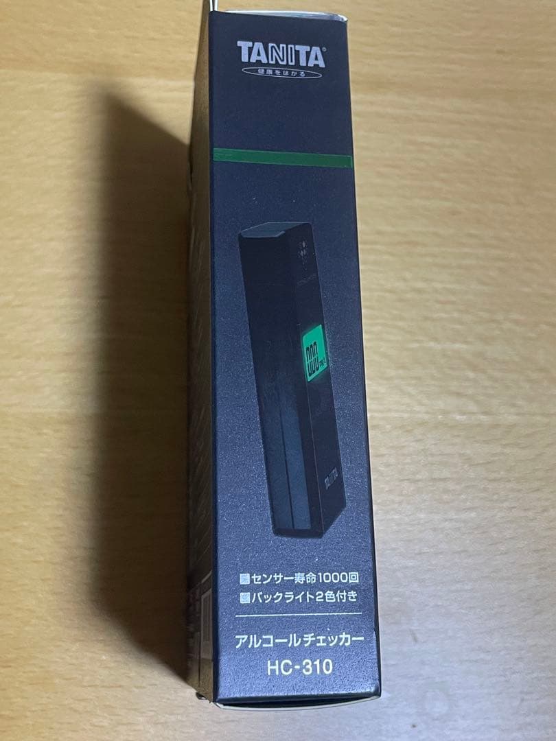TANITA アルコールチェッカー HC-310（2台）、EA-100（1台）