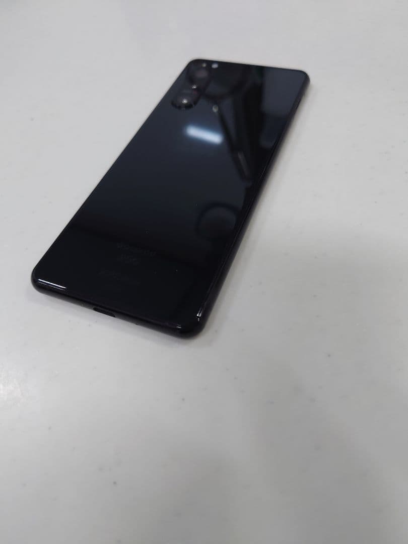 Xperia 5G ブラック SO52A