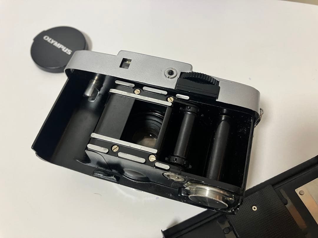 OLYMPUS Pen D2 ハーフサイズ　フィルムカメラ