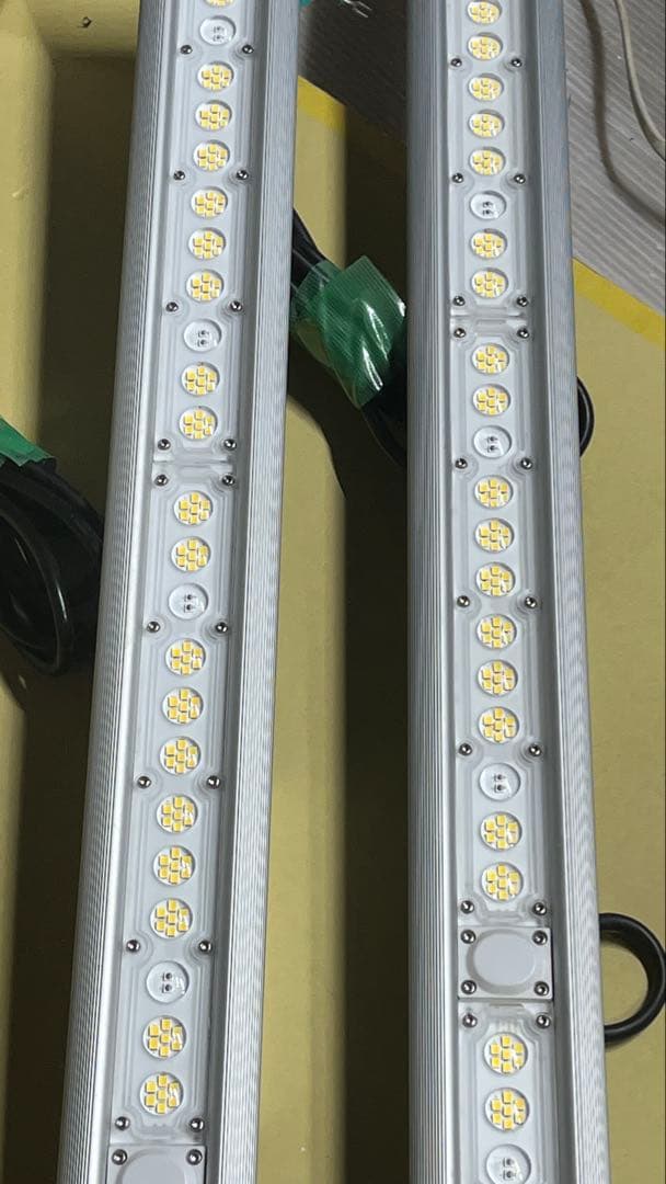 植物育成LED 中古　定価19,800円　2本セット