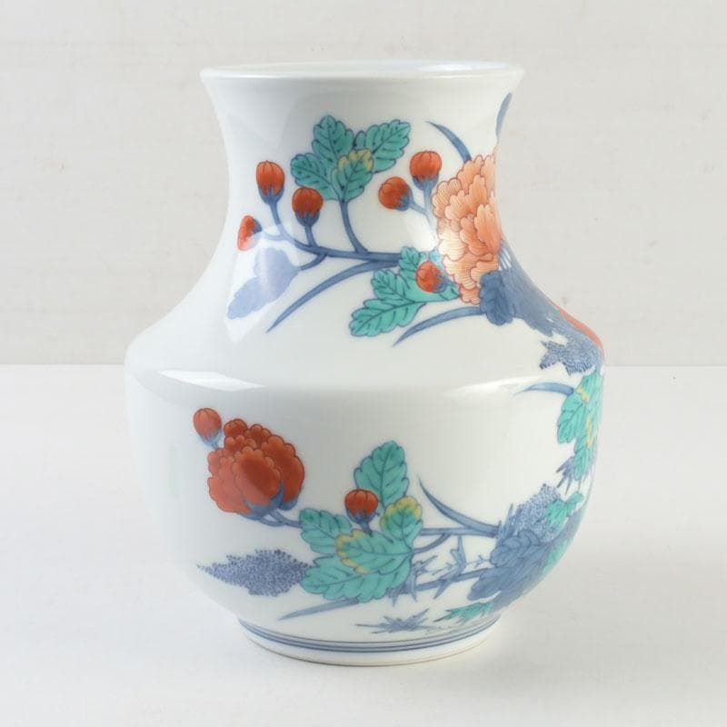 有田焼　今泉今右衛門　色鍋島花絵　花瓶　V　A8A