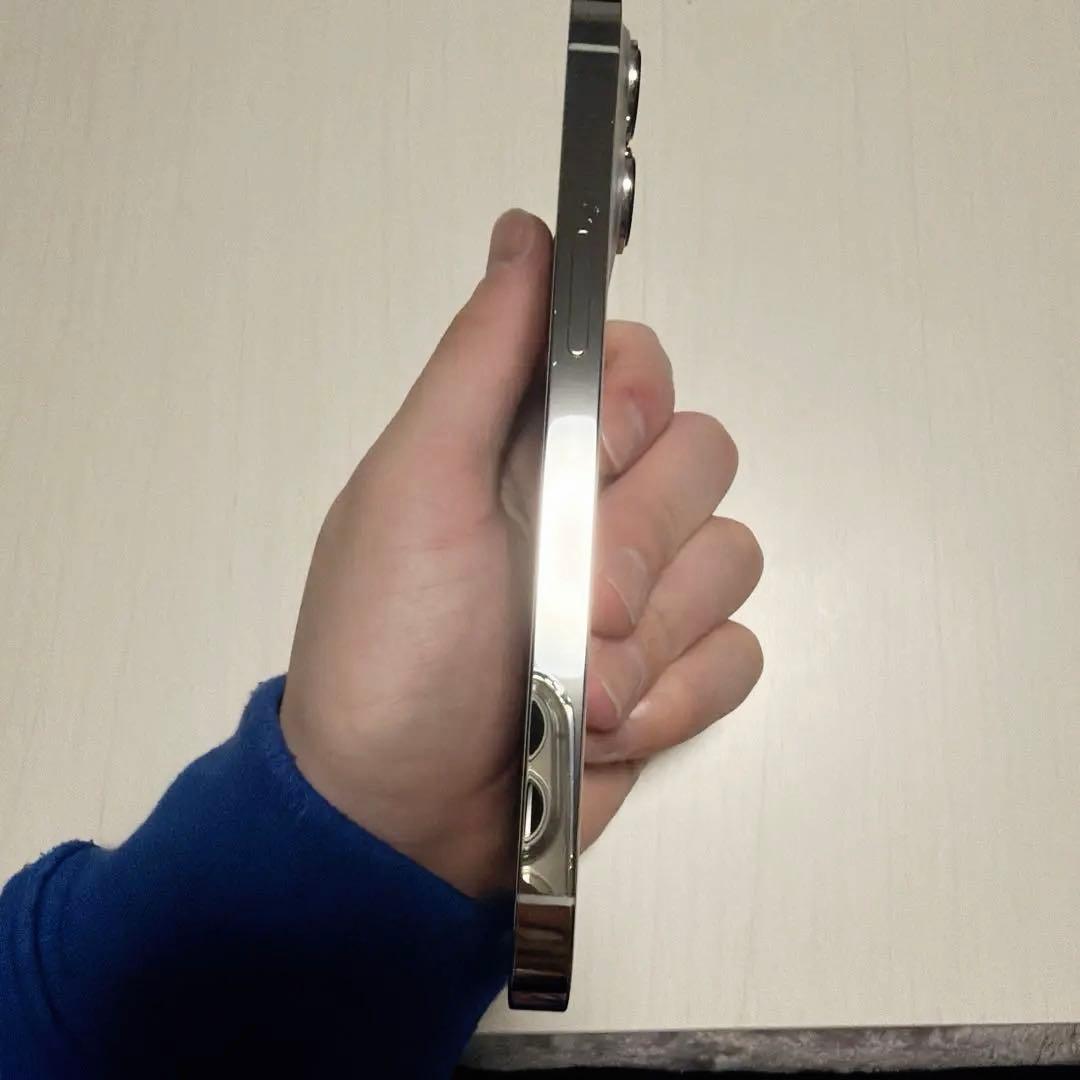 iphone13pro シルバー　128GB