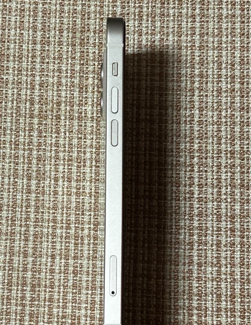 iPhone 12 64GB ホワイト