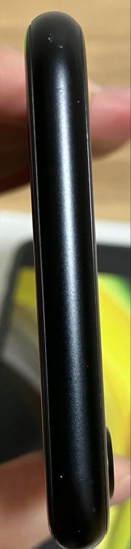 Apple iPhoneSE 第二世代　ブラック　64GB