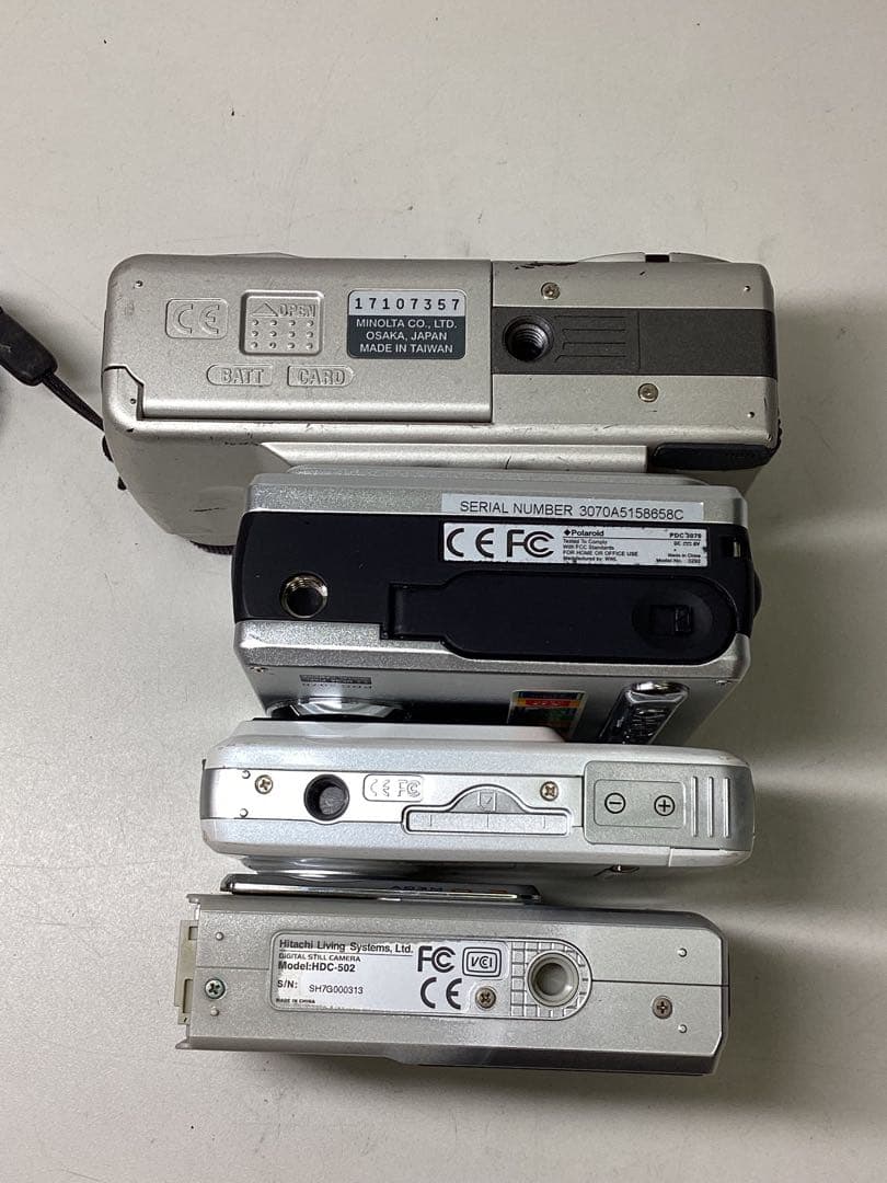 k*u様 ジャンク　MINOLTA、Polaroidなど　まとめて4点