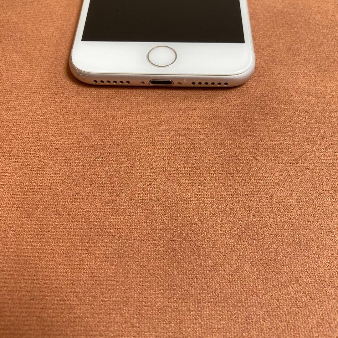 794【早い者勝ち】電池ほぼ新品☆iPhone8 64GB SIMフリー☆