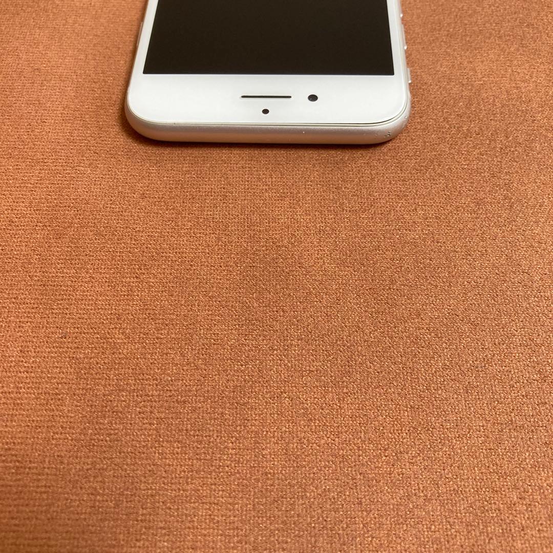794【早い者勝ち】電池ほぼ新品☆iPhone8 64GB SIMフリー☆