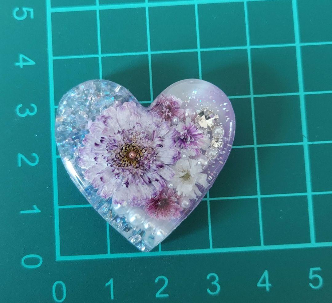 【1725】レジン　マトリカリア　ヘアゴム　ポニーフック　ブロ―チ　ハンドメイド