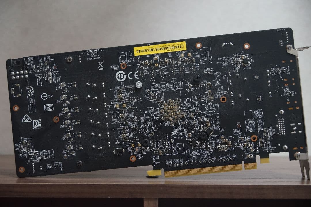 Radeon RX 580 8GB グラフィックボード