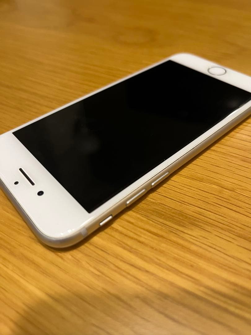 Apple iPhone 8 256GB　シルバー