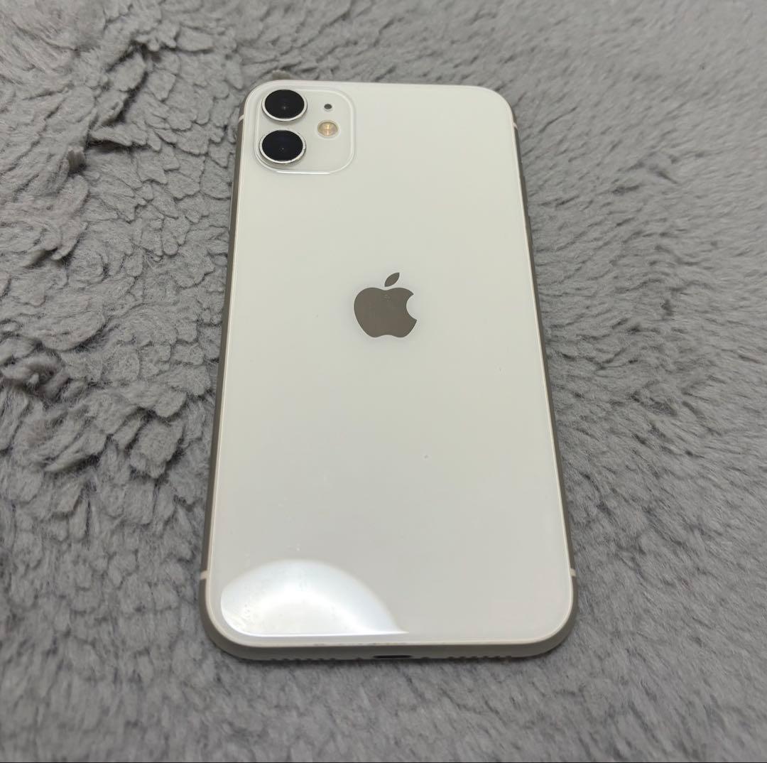 Apple iPhone 11 128G ホワイト 本体