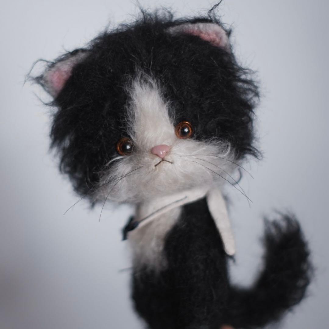 愛おしい仔猫 ねこ ぬいぐるみ ハンドメイド 海外作家様 テディベア
