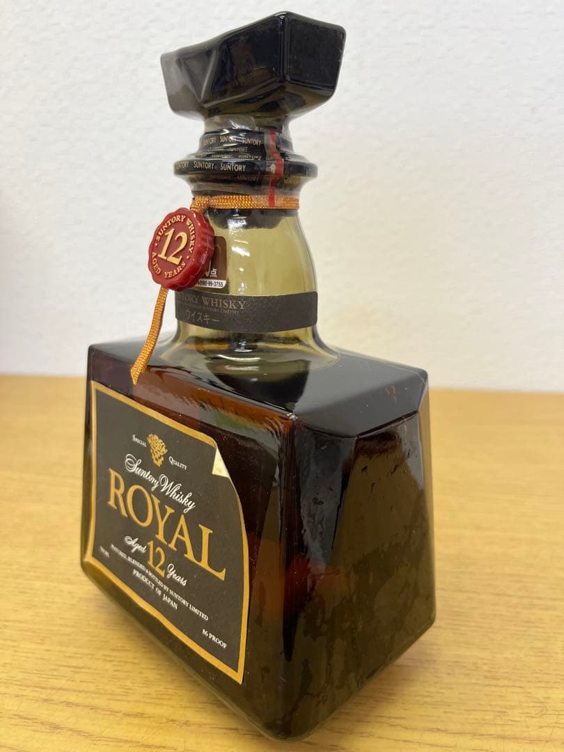 サントリーウイスキー ロイヤル 12年 700ml 未開栓　古酒