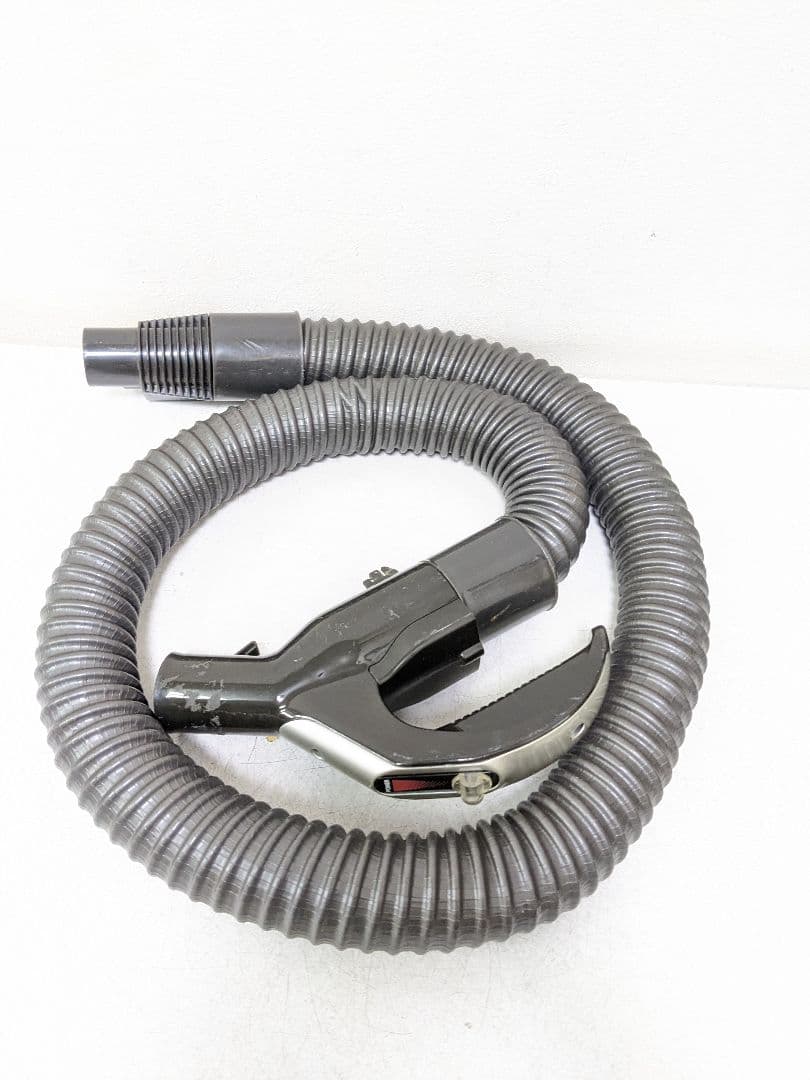 アイリスオーヤマ ECC-100CTK-S サイクロン式掃除機 ヘッド無し