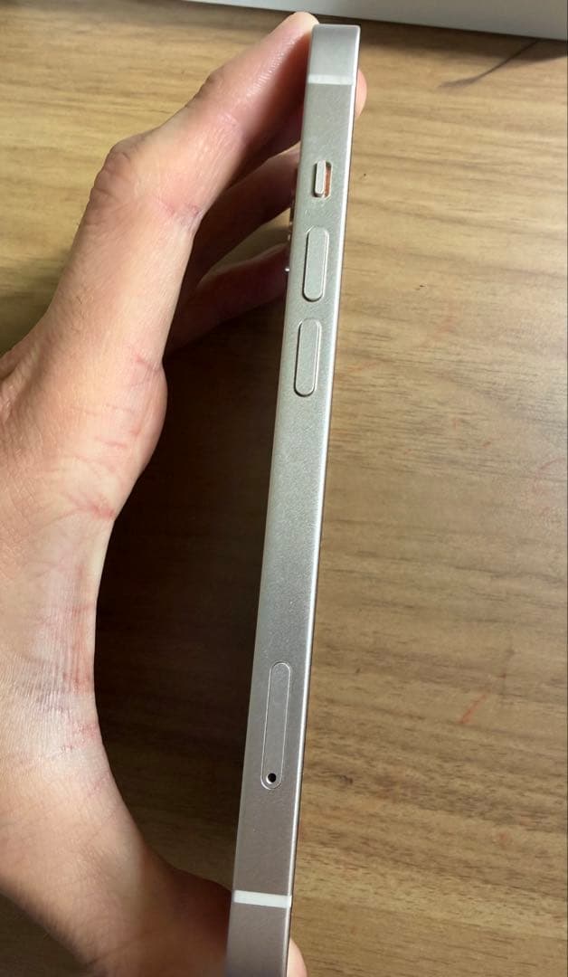 【あららぎさん専用】iPhone14 128GB スターライト 本体