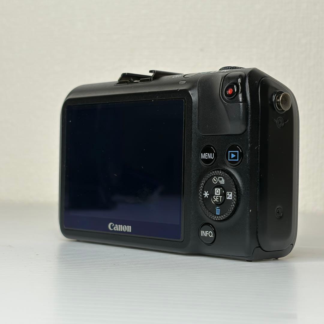 ⭐️美品⭐️ Canon ミラーレス一眼カメラ EOS M ダブルレンズキット
