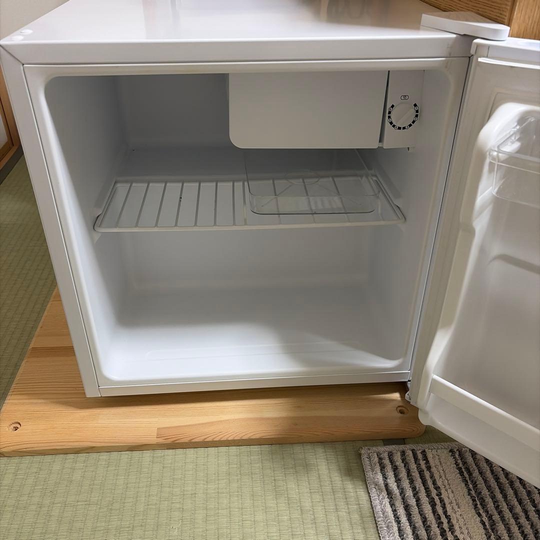 アイリスオーヤマ 冷蔵庫 45L IRSD-5A-W 小型 一人暮らし」