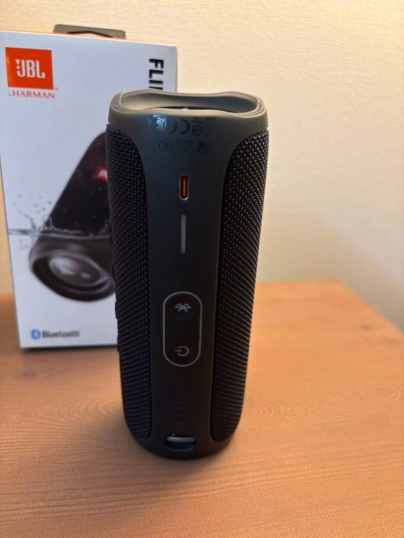 JBL flip5 Bluetoothワイヤレススピーカー
