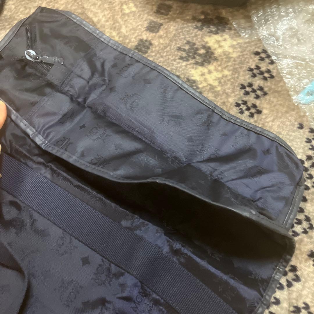 MCM ポーチ入り折りたたみバッグ