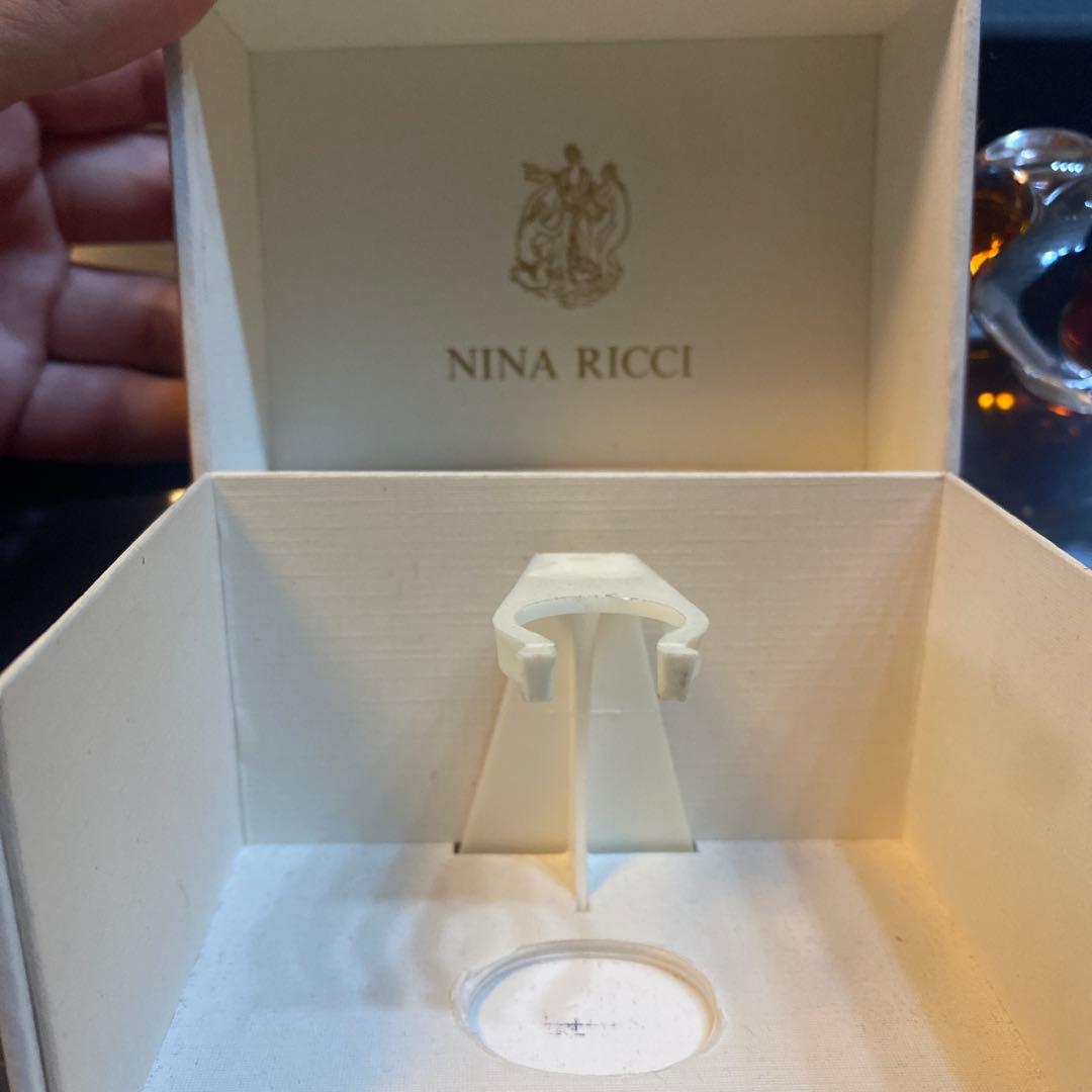 ニナ リッチNina Ricci ファルーシュ ラリックハート型香水
