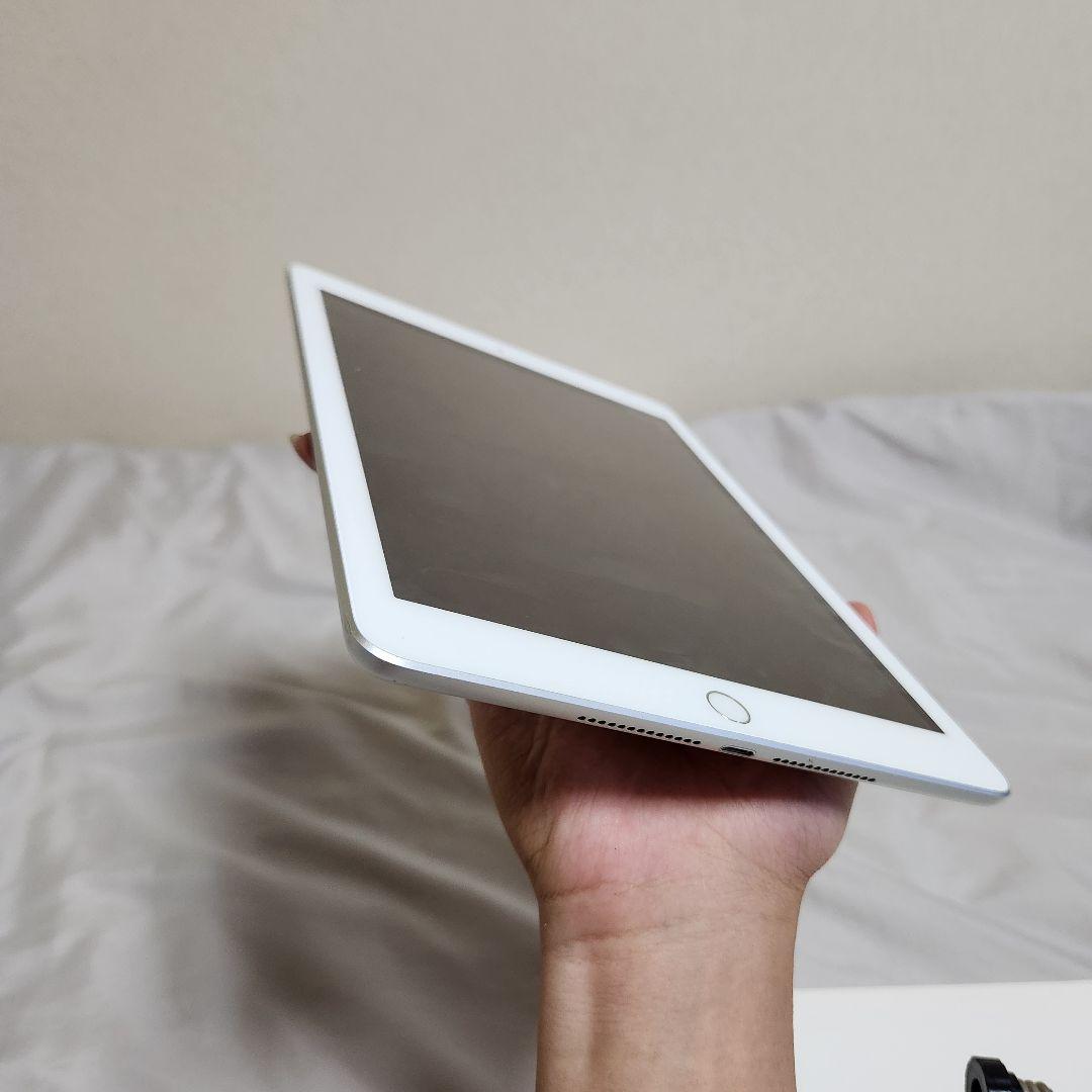 Apple iPad (第5世代) 32GB バッテリー容量86%