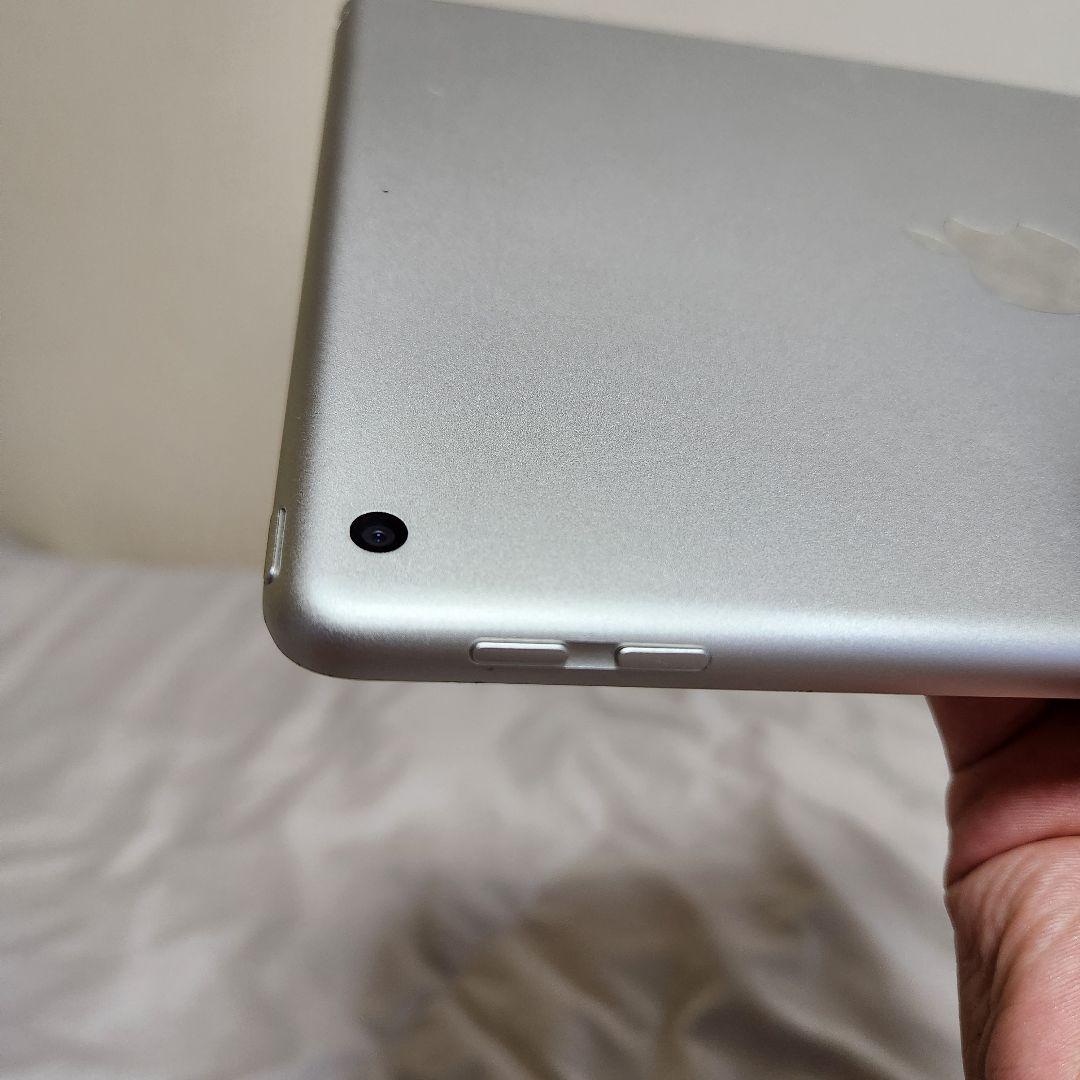 Apple iPad (第5世代) 32GB バッテリー容量86%