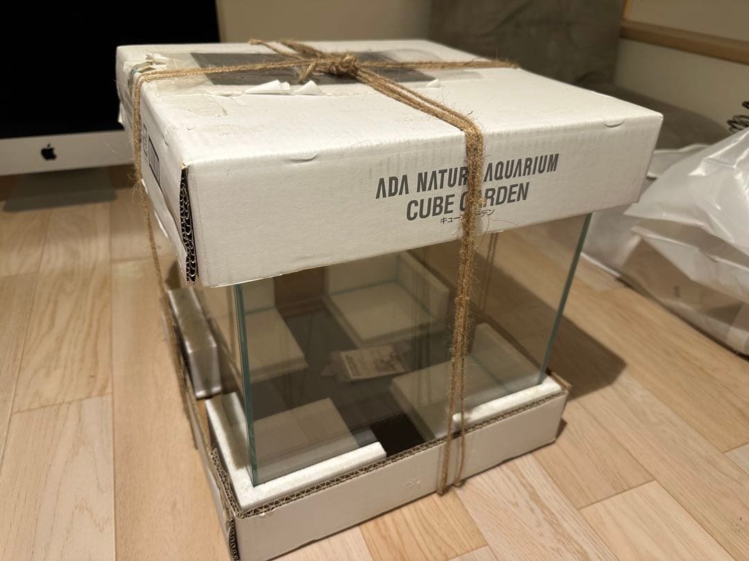傷なしADA CUBE GARDEN ガラス水槽　30×30×30