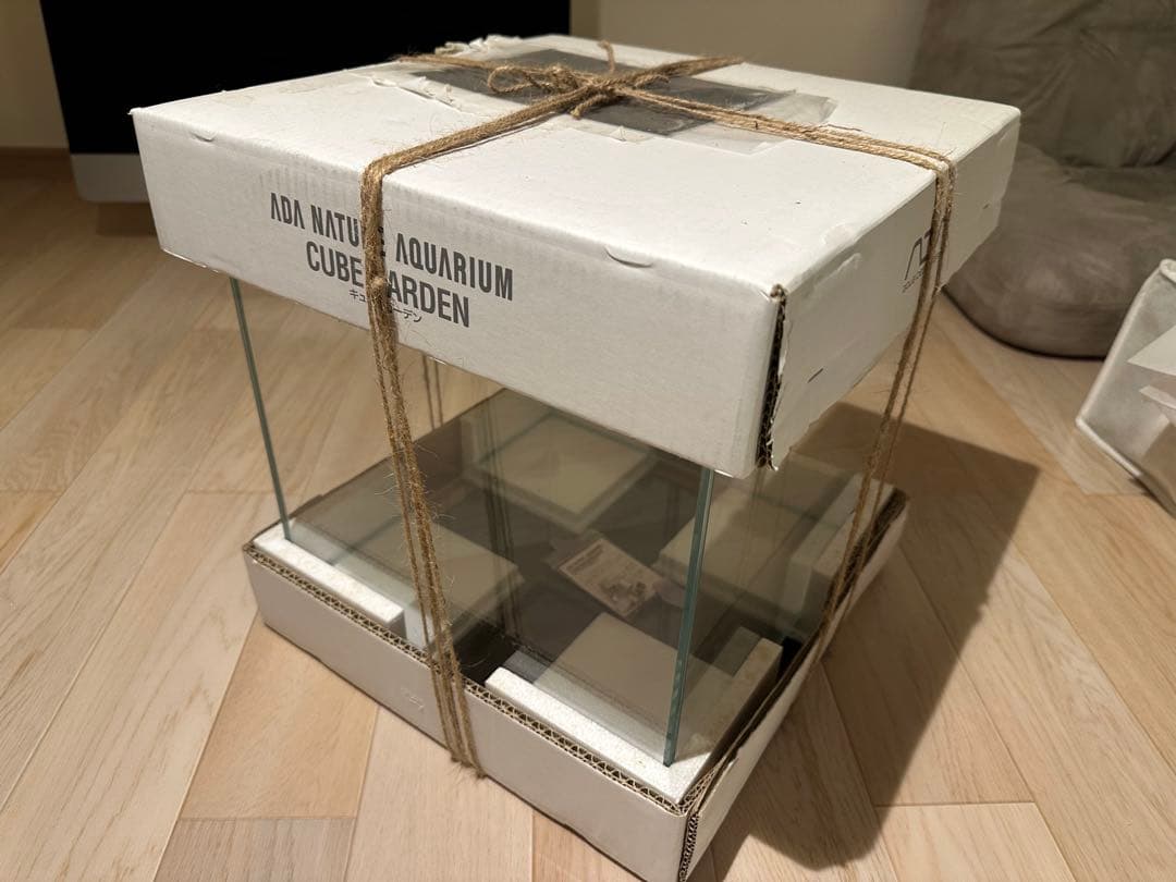 傷なしADA CUBE GARDEN ガラス水槽　30×30×30