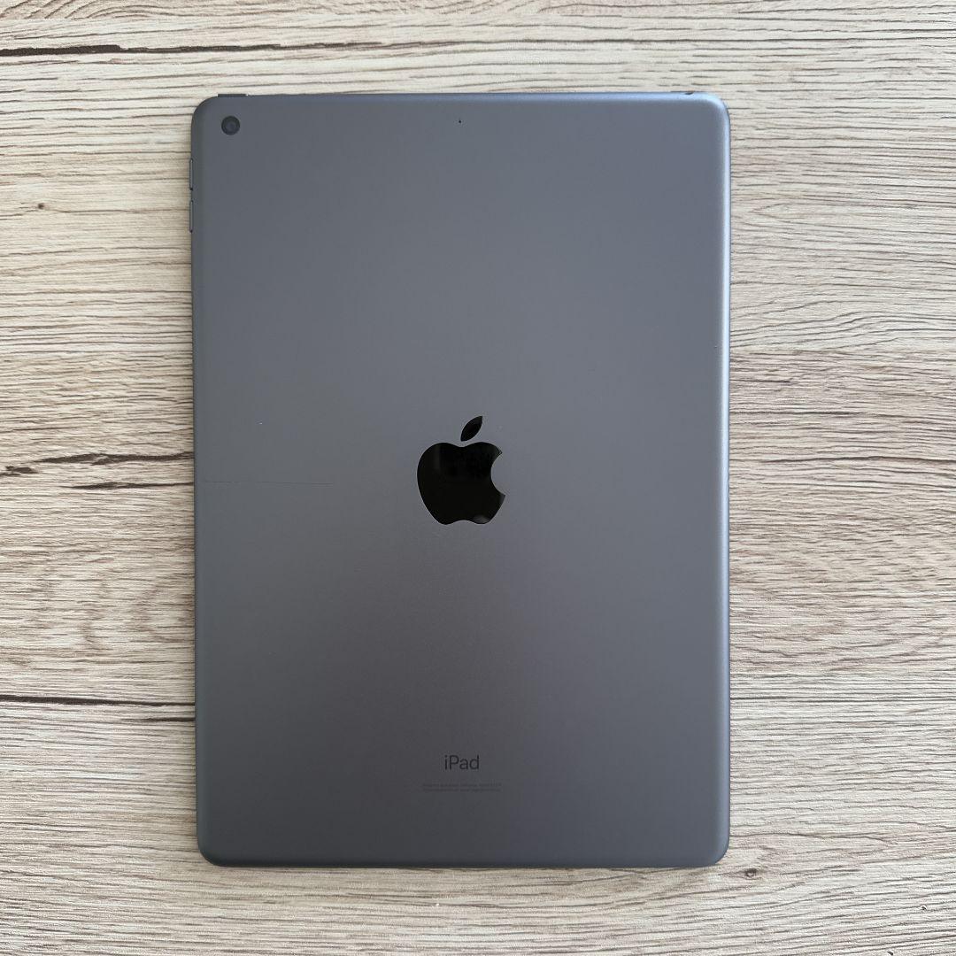 iPad 第8世代 32GB wifiモデル スペースグレイ