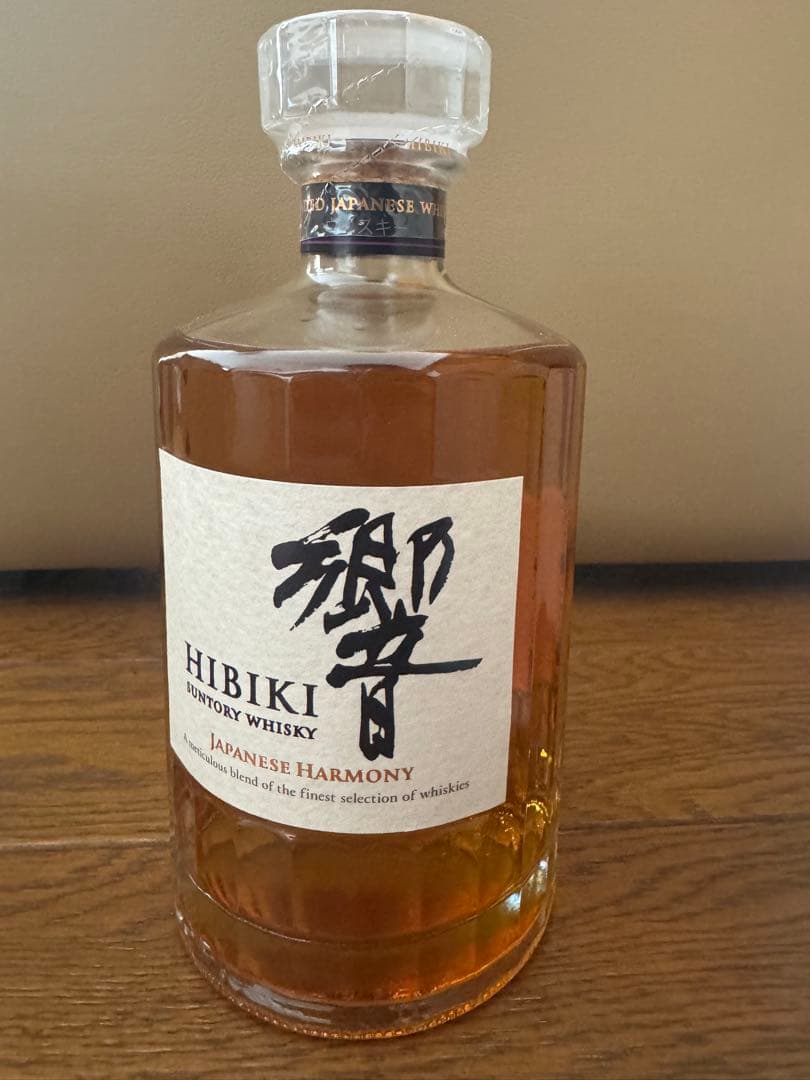 響　HIBIKI JAPANESE HARMONY 700ml 箱付き