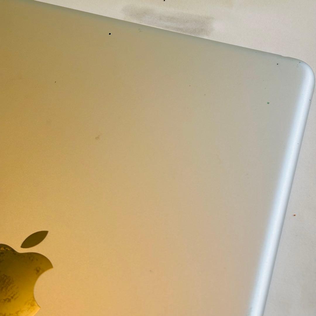 iPad(第6世代)Wi-Fiモデル 32GB シルバー(箱アリ)