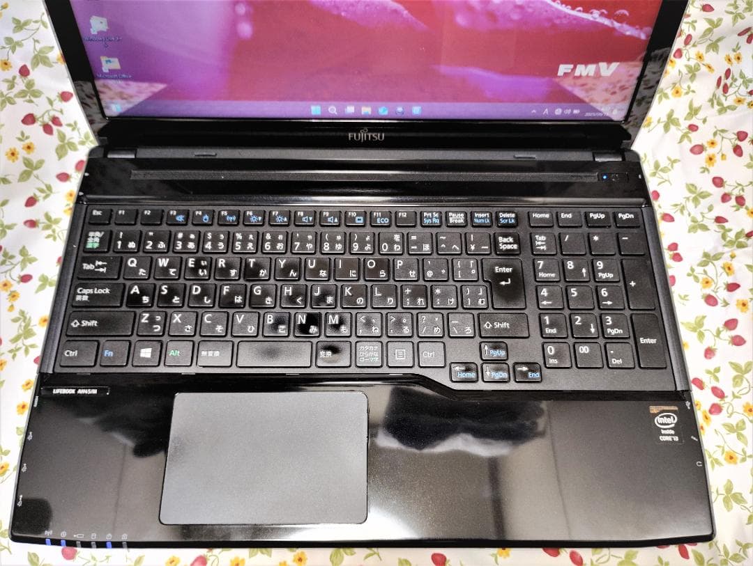 富士通　LIFEBOOK　AH45/M　Core i3　OFFICE