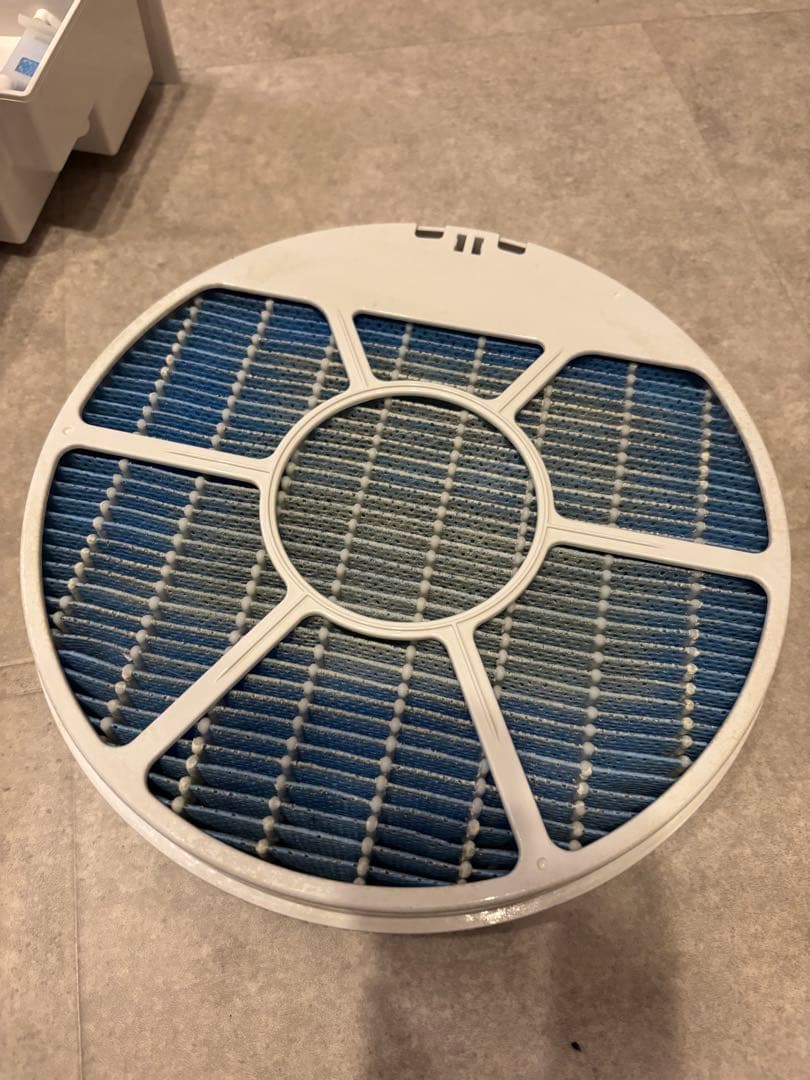 シャープ 加湿 空気清浄機 プラズマクラスター 7000 KC-H50-W