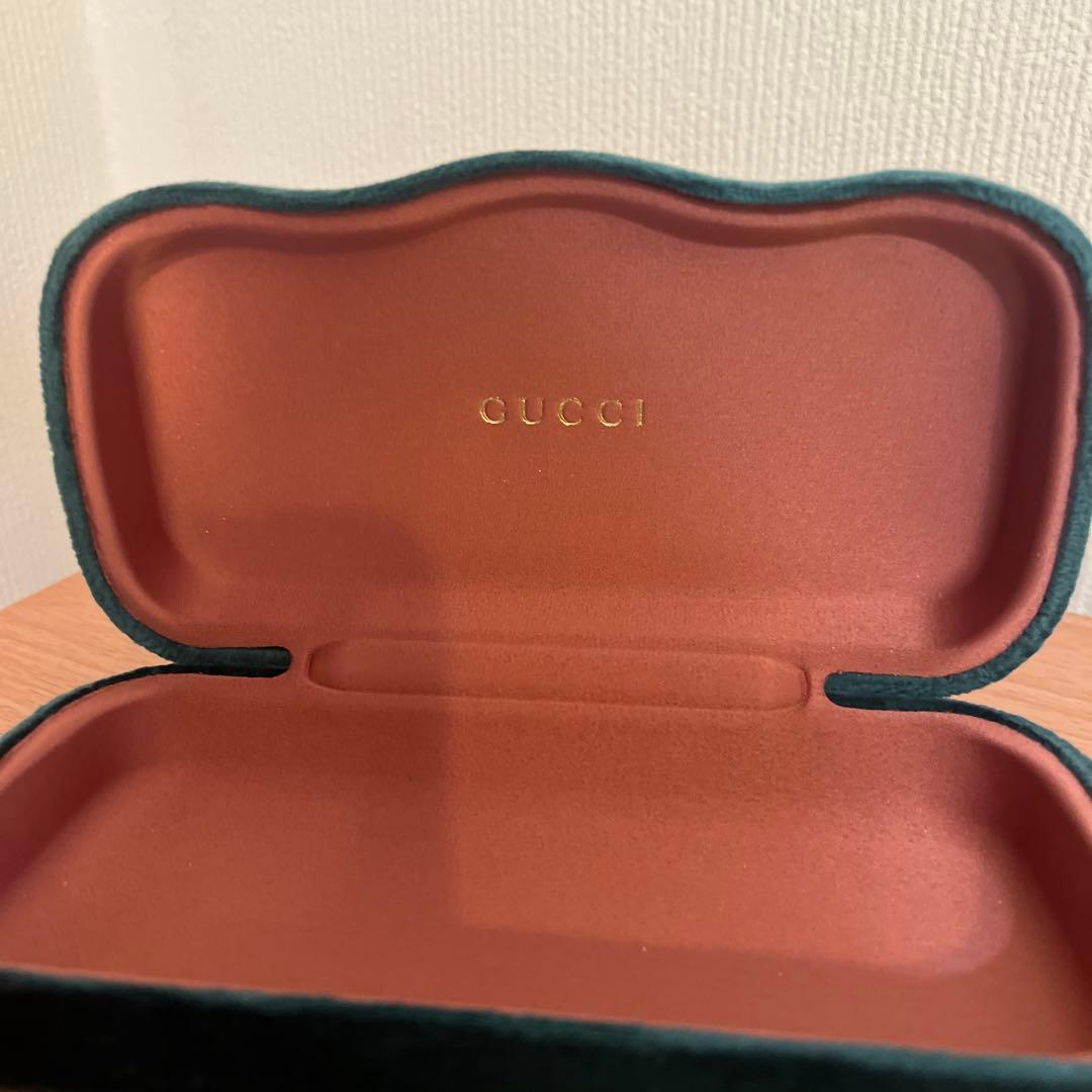 Gucci ブラック スクエアフレーム メガネ