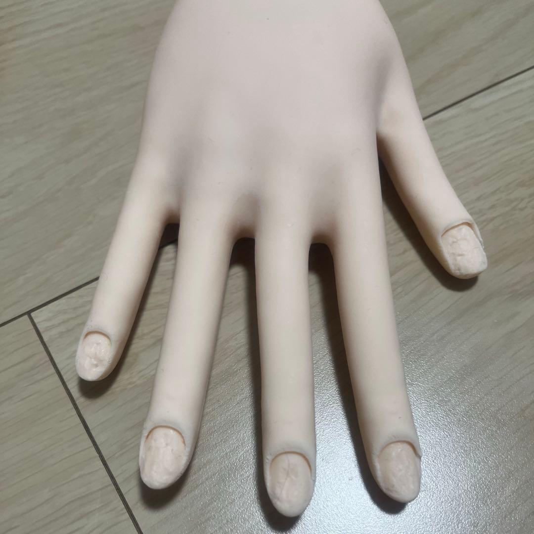 美品 ネイルアート用手モデル 2個セット 肌色
