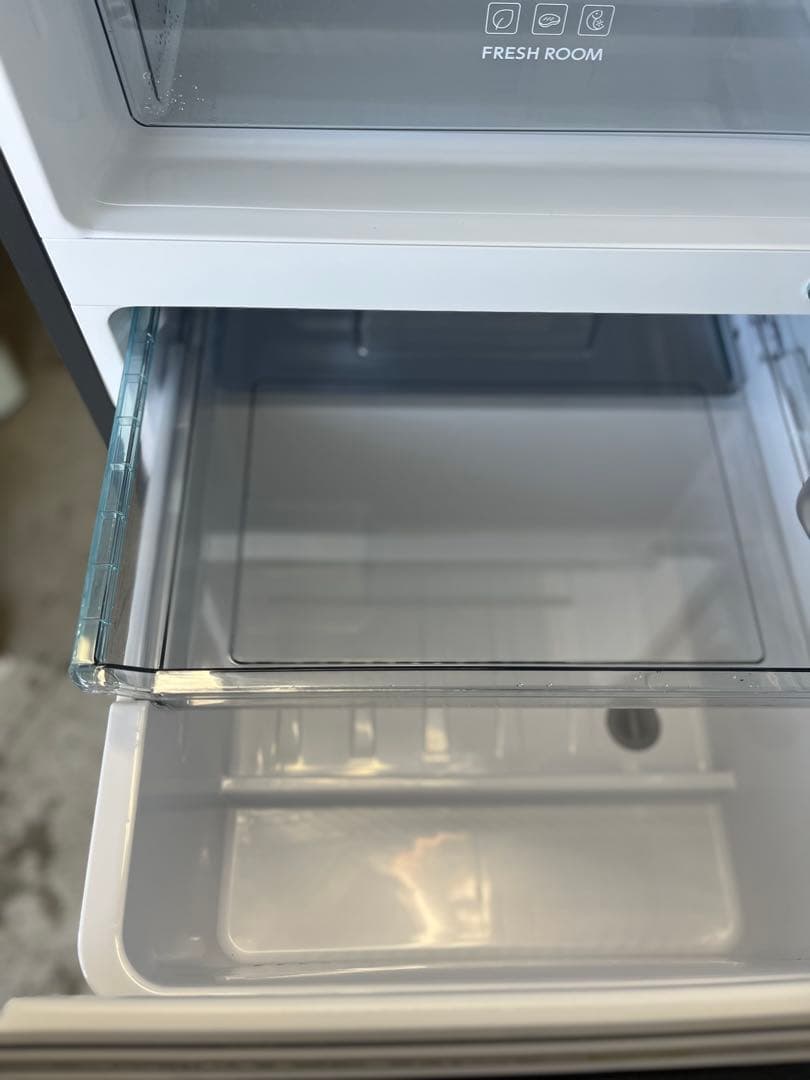 【美品】2023年 ハイアール Haier 冷蔵庫 3段286L 二人暮らし識T