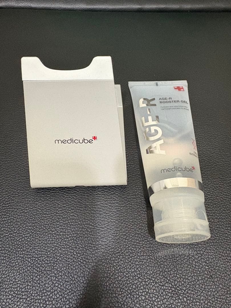 MEDICUBE AGE-R DERMA EMS SHOT 美顔器