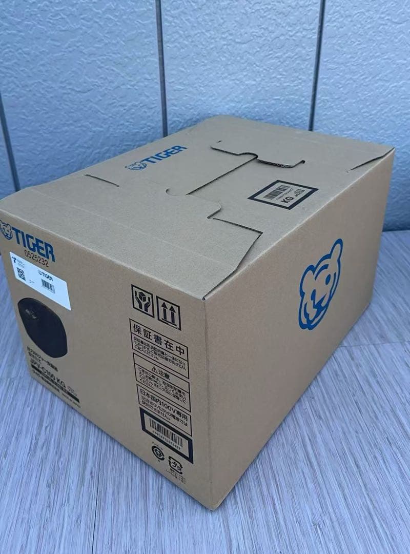 【新品】タイガー　圧力IHジャー炊飯器　炊きたて　JPV-C100　5.5合