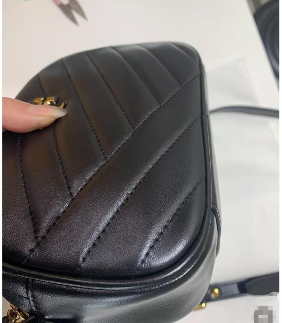 本革 ブラック ショルダーバッグ Tory Bur ch 18x12.5x6
