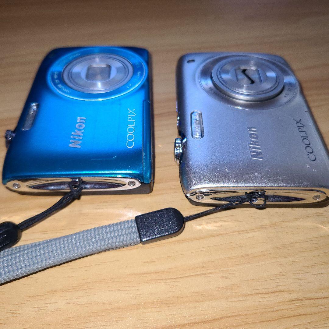 Nikon COOLPIX S3100デジタルカメラシルバー、ブルー 2つセット
