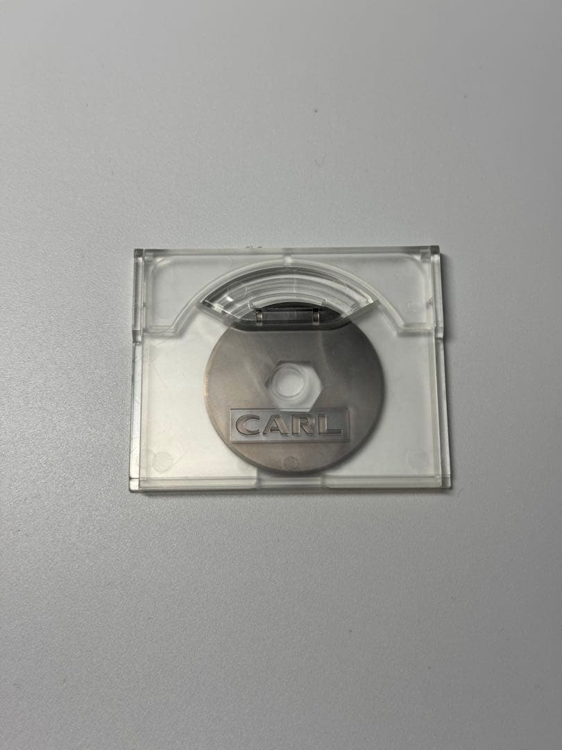カール事務器 CARL 裁断機 A4対応 40枚裁断 DC-210N