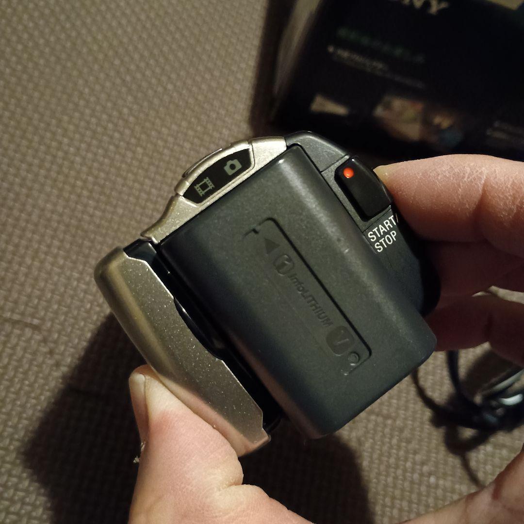 Sony HDR-PJ210 ビデオカメラ 本体　ケーブル他