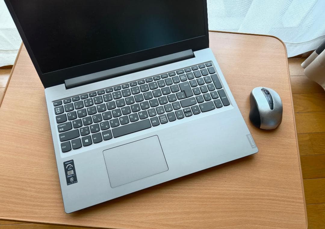 Lenovo Ideapadノートパソコン グレー