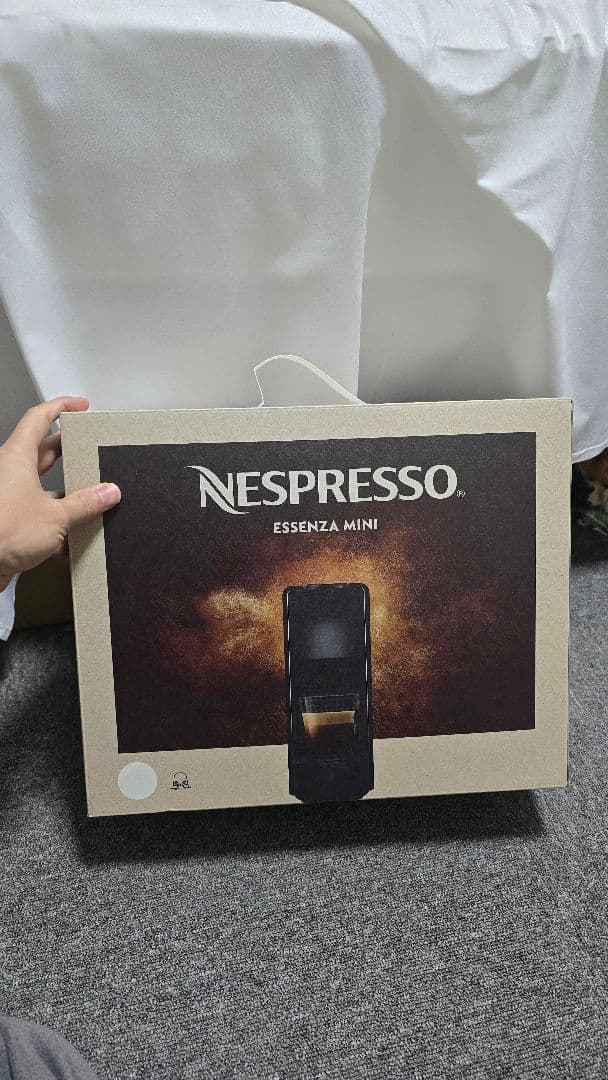NESPRESSO ESSENZA MINI C30-WH-W +コーヒーセット