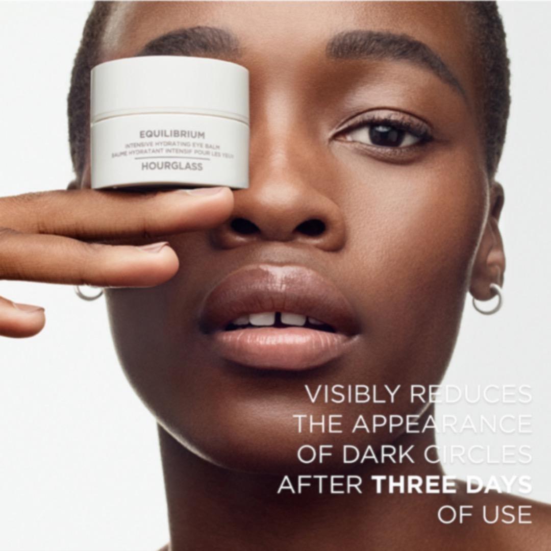 Hourglass Hydrating EyeBalm アワーグラス　アイバーム