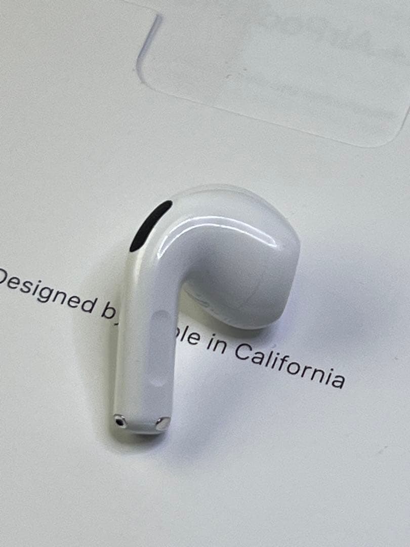AirPods 第4世代イヤホン右耳のみ モデルA3050正規品美品