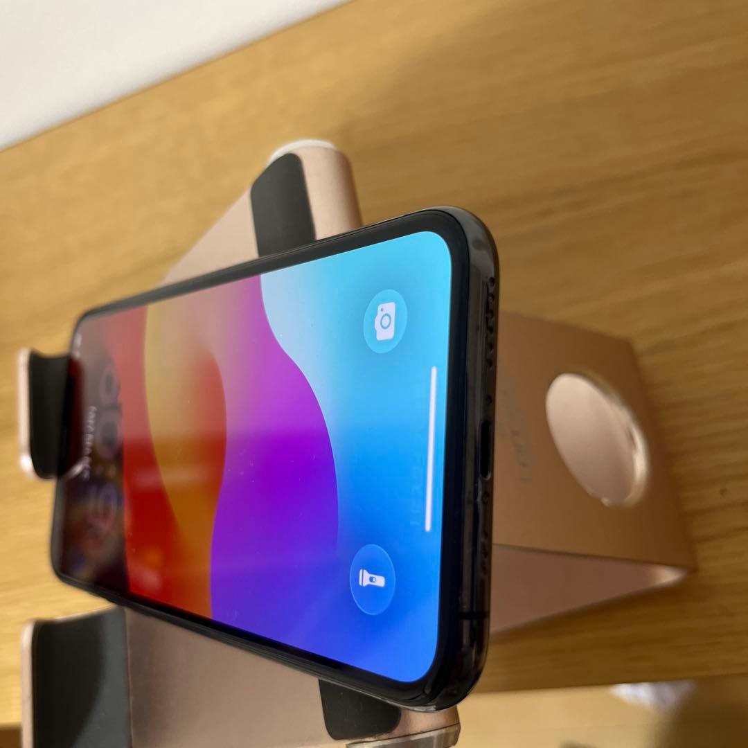 バッテリー新品100%！iPhone11pro 64GB