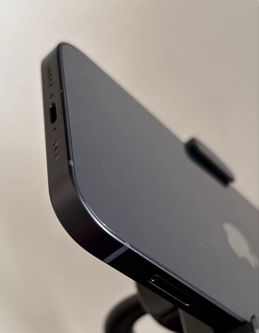 【美品】iPhone 12■128GB ブラック ■OtterBoxケース付