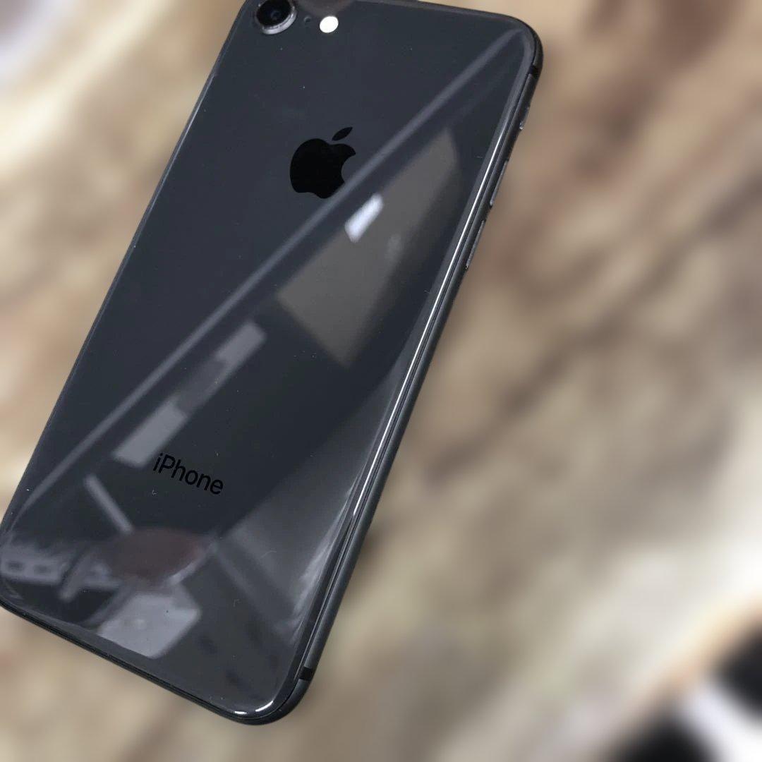 k1217 iPhone8 64GB ブラック
