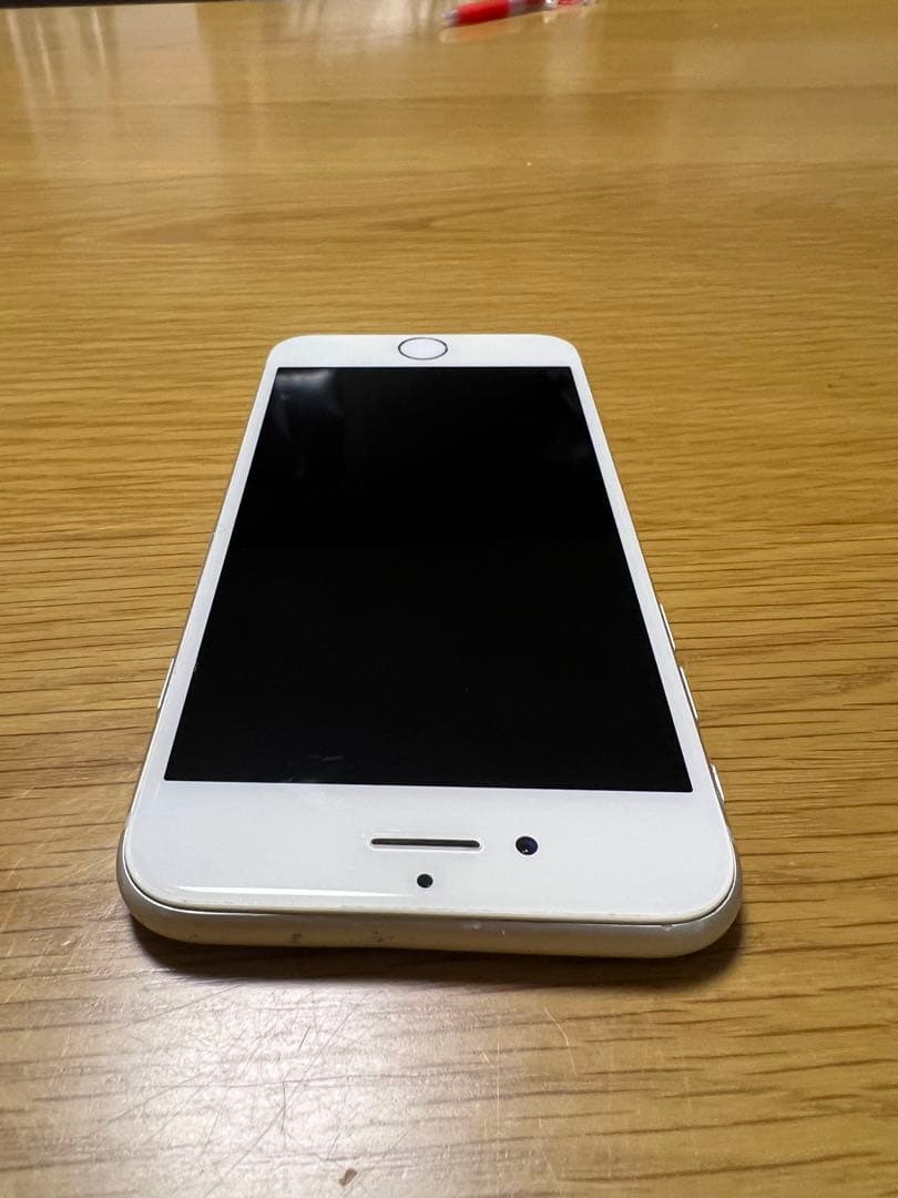 Apple iPhone 8 ホワイト 本体